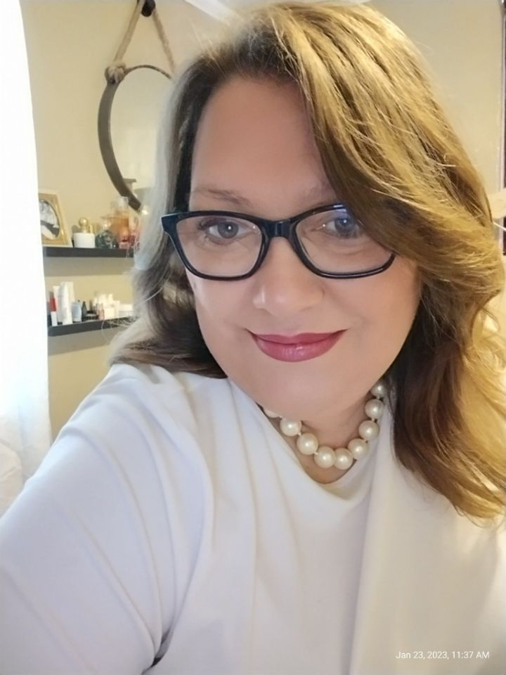 goodnovel comment avatar