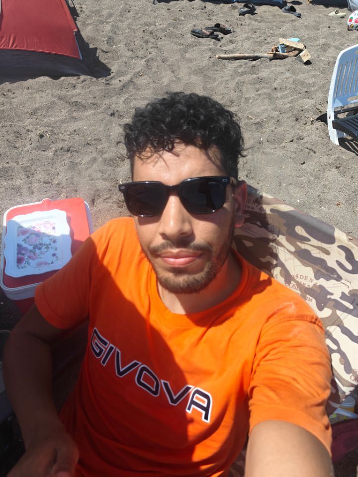 goodnovel comment avatar