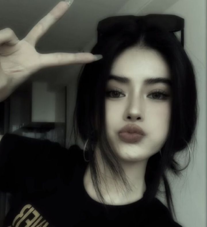 goodnovel comment avatar