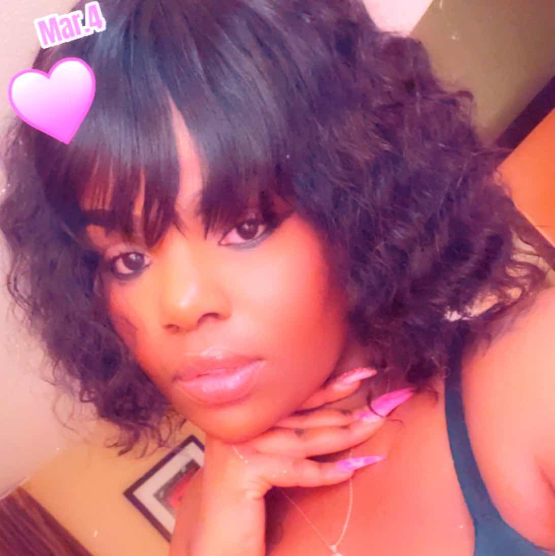 goodnovel comment avatar