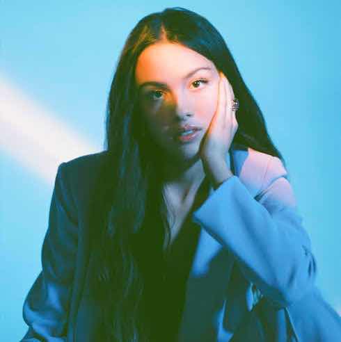 goodnovel comment avatar