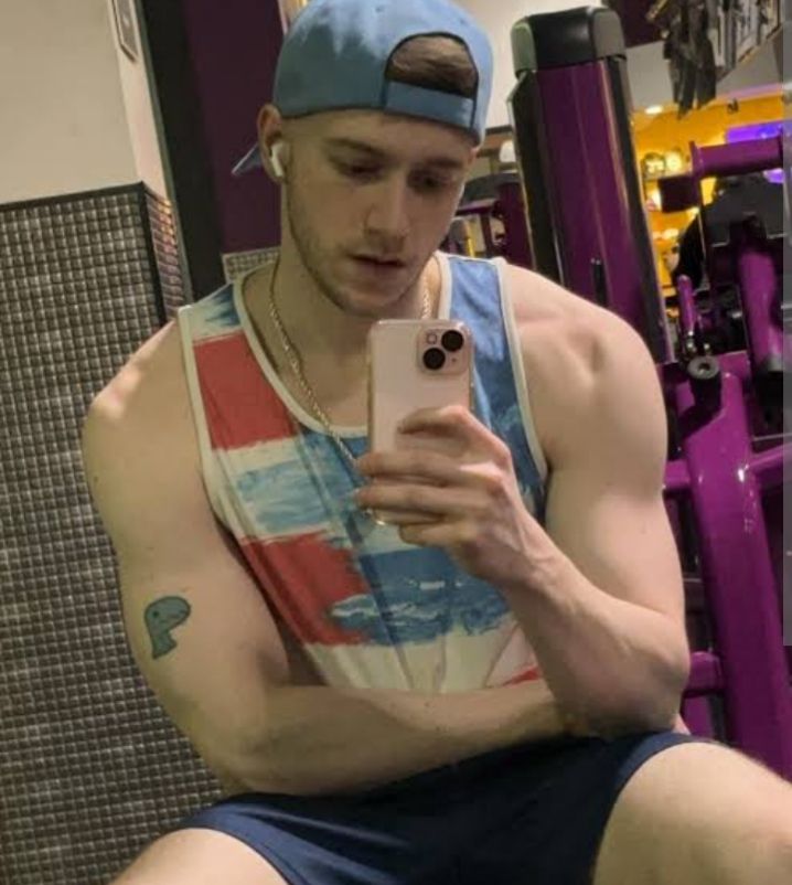 goodnovel comment avatar