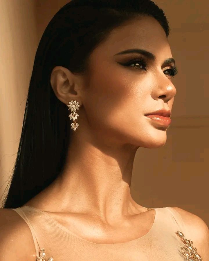 goodnovel comment avatar