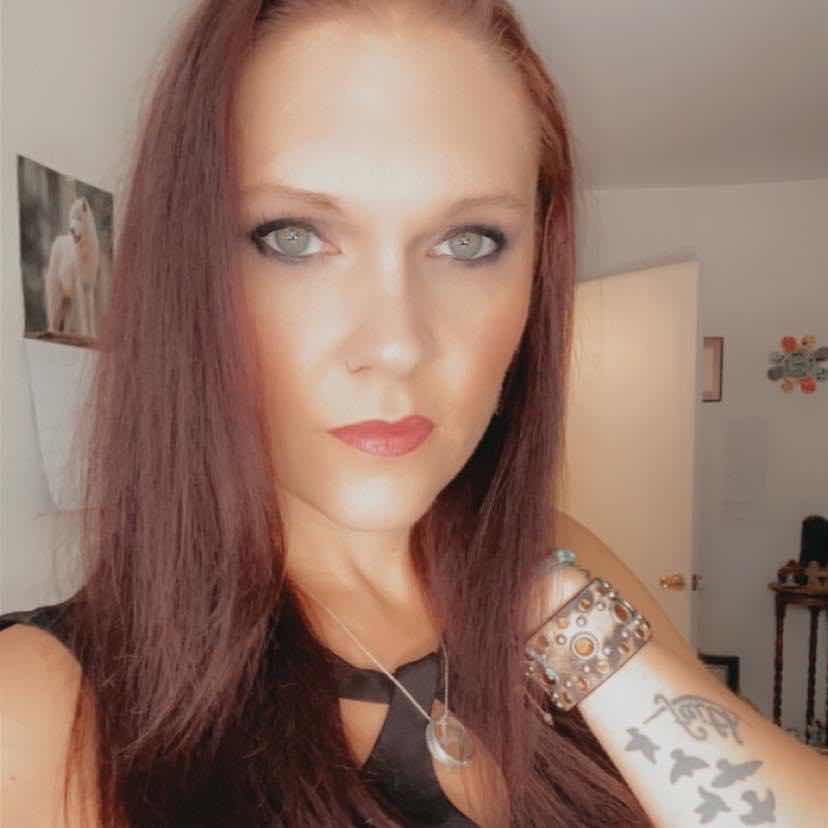 goodnovel comment avatar