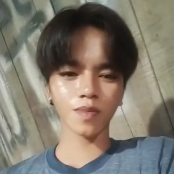 goodnovel comment avatar