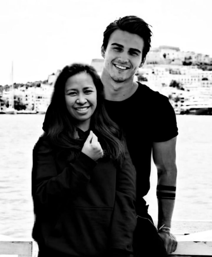 goodnovel comment avatar