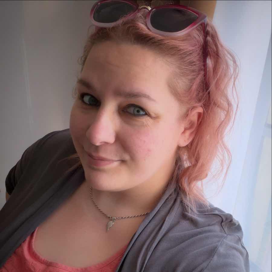 goodnovel comment avatar