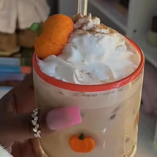 goodnovel comment avatar