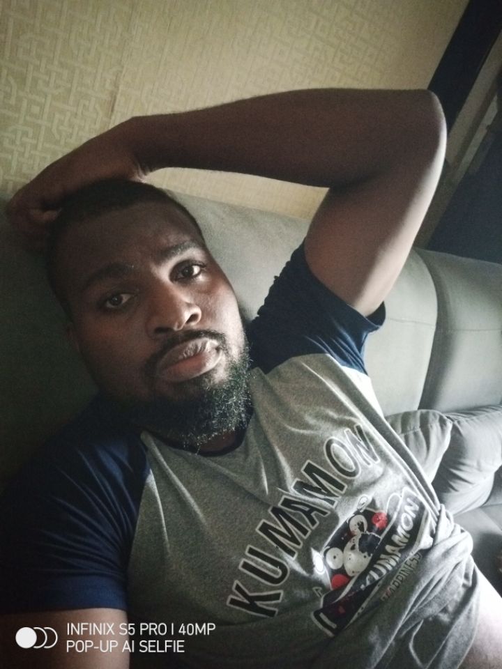 goodnovel comment avatar