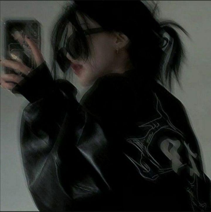 goodnovel comment avatar