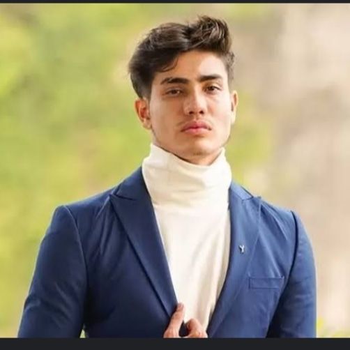 goodnovel comment avatar