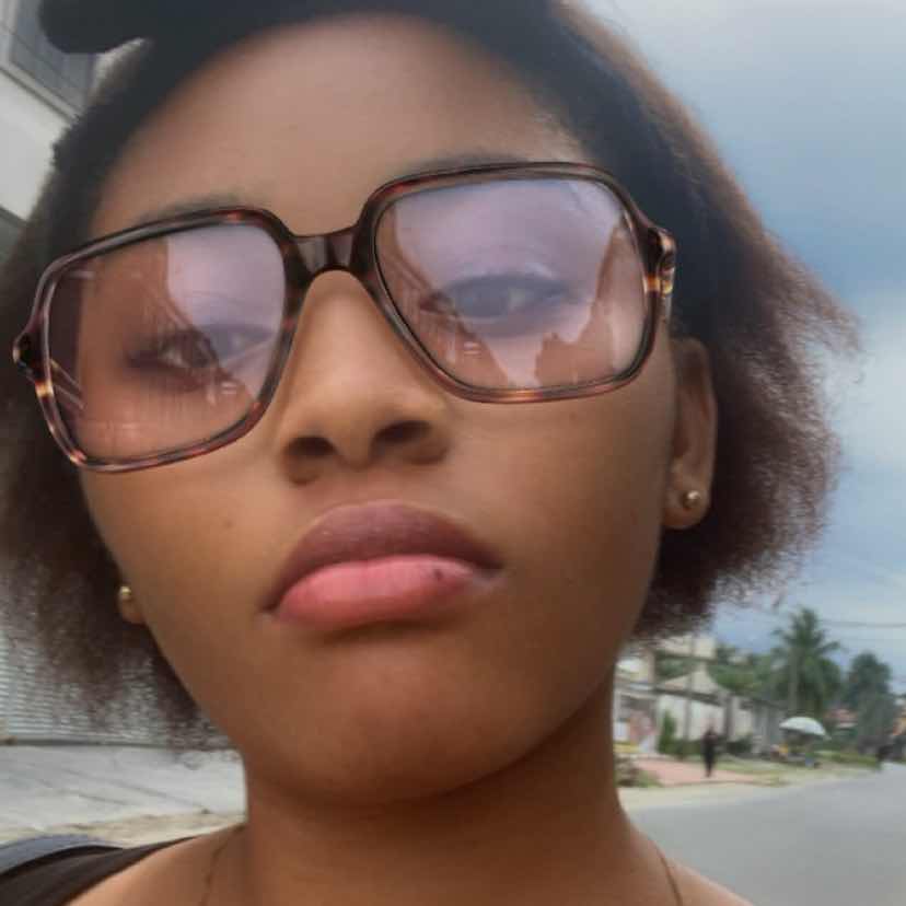 goodnovel comment avatar