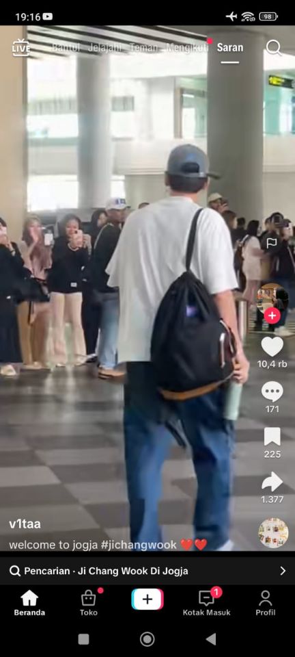 goodnovel comment avatar