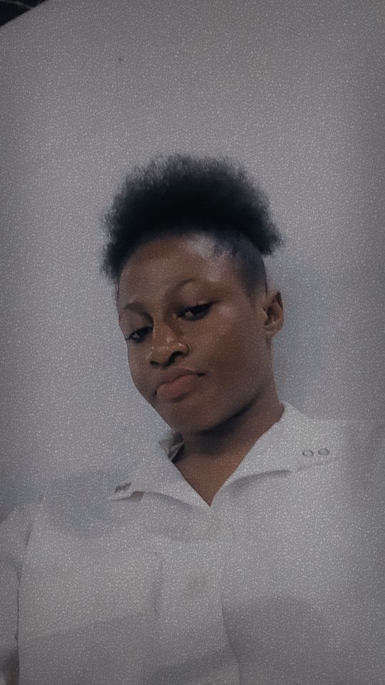 goodnovel comment avatar