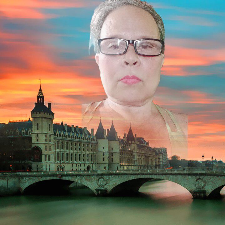 goodnovel comment avatar