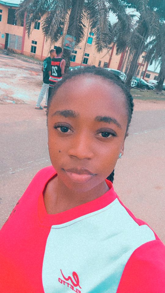 goodnovel comment avatar