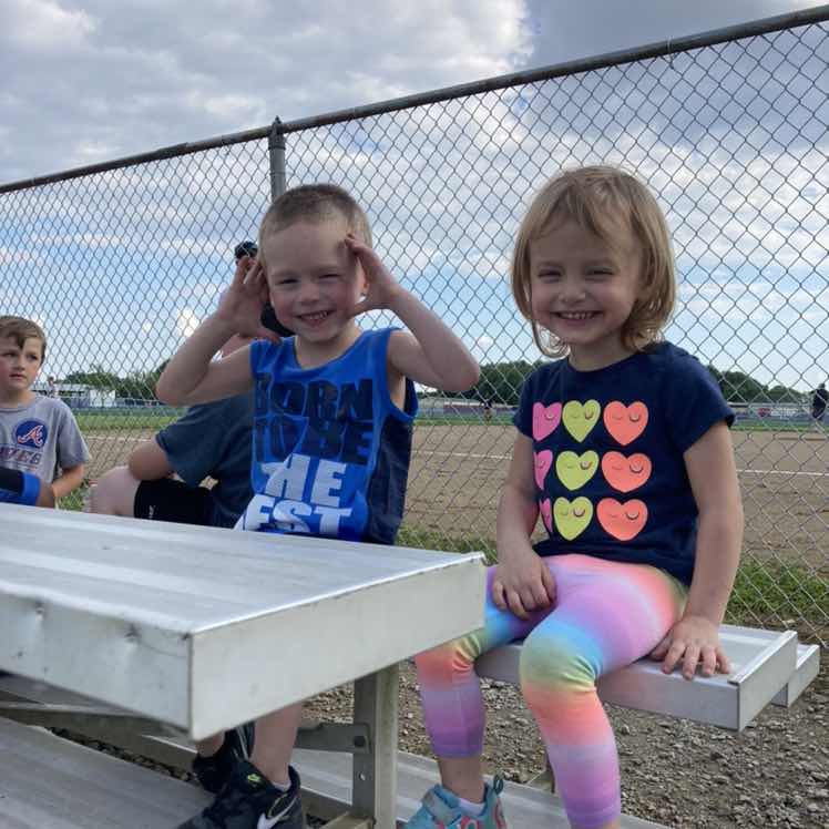 goodnovel comment avatar