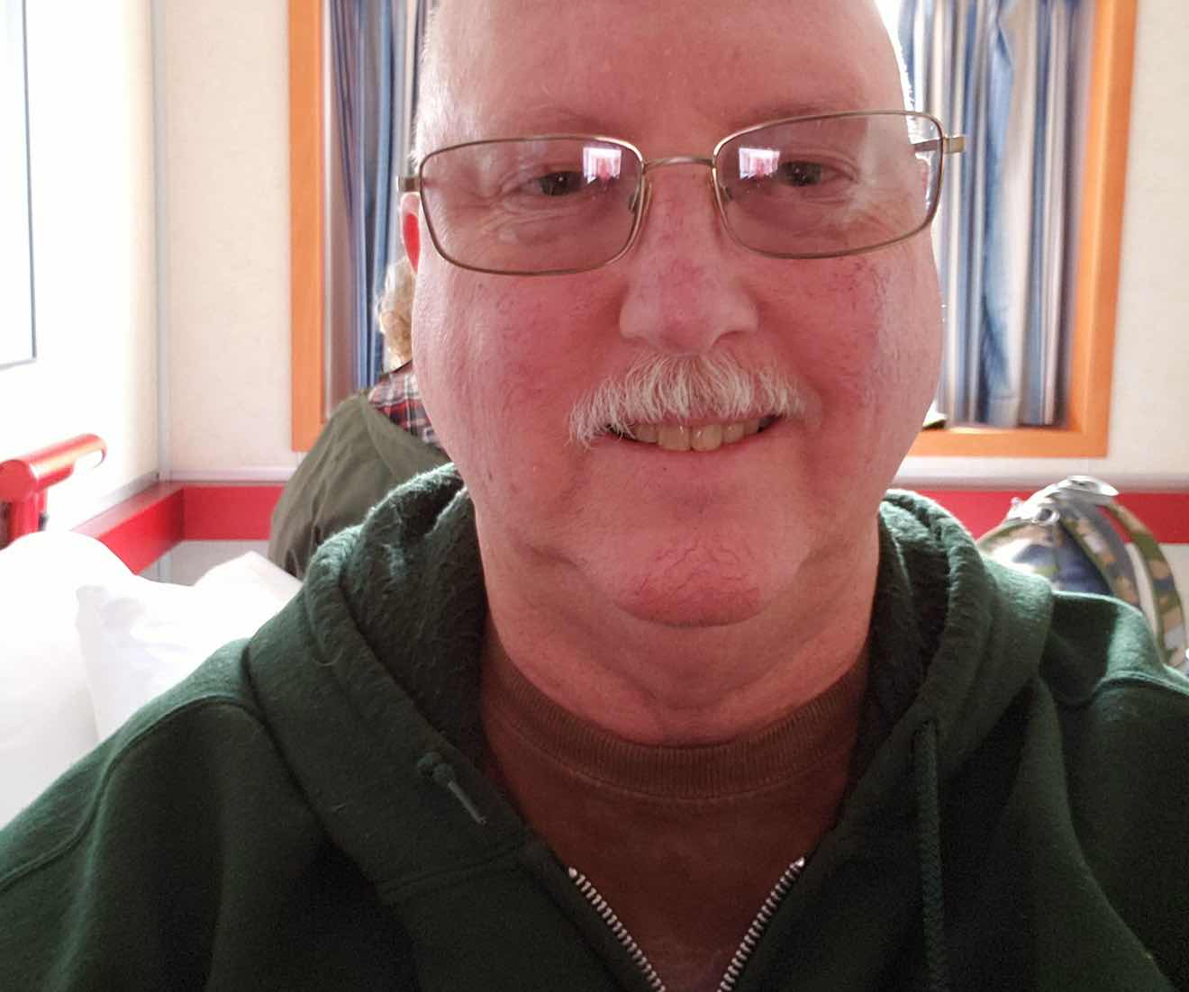 goodnovel comment avatar