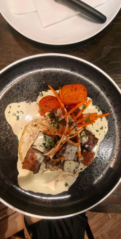 goodnovel comment avatar