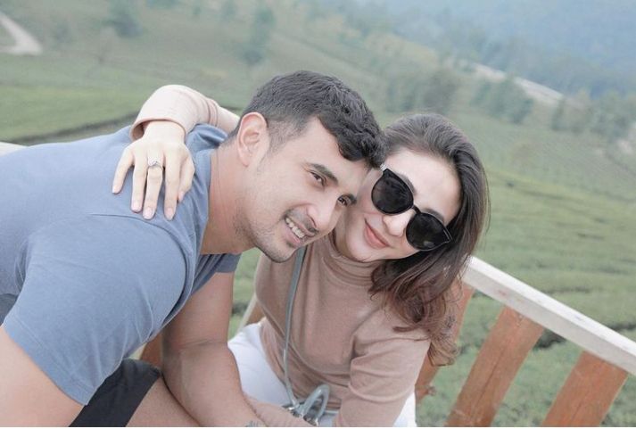 goodnovel comment avatar