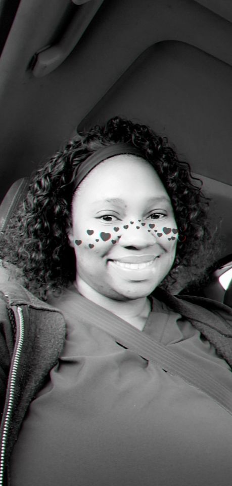 goodnovel comment avatar