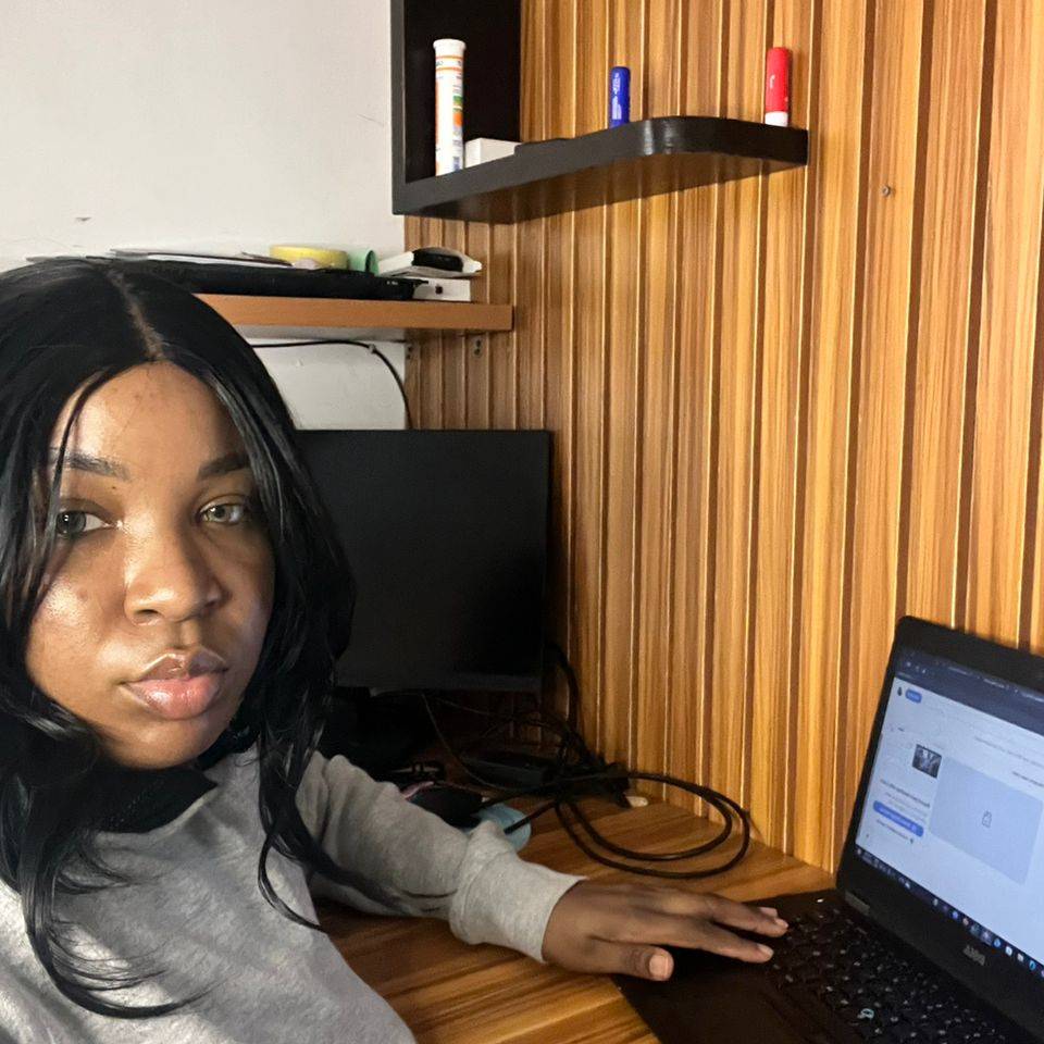 goodnovel comment avatar