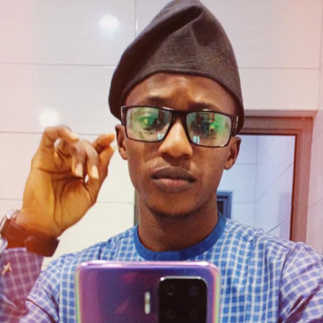 goodnovel comment avatar