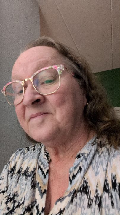 goodnovel comment avatar