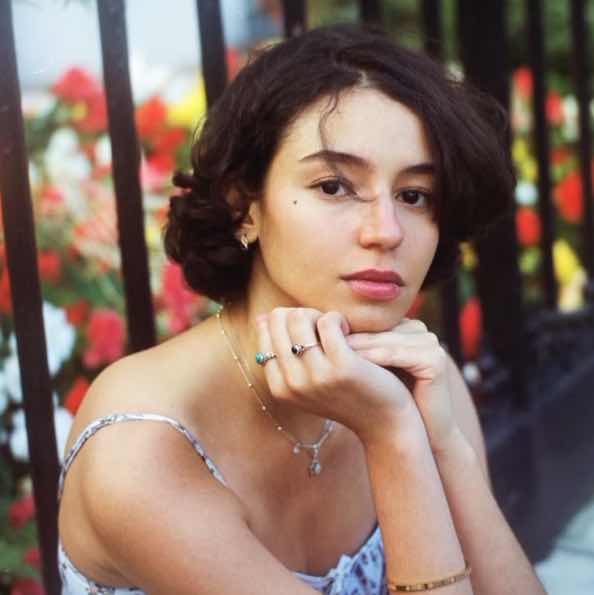 goodnovel comment avatar