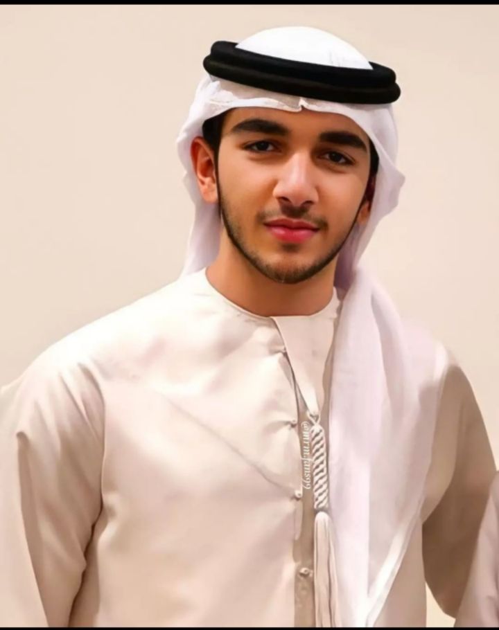 goodnovel comment avatar