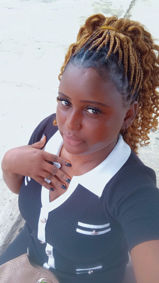 goodnovel comment avatar