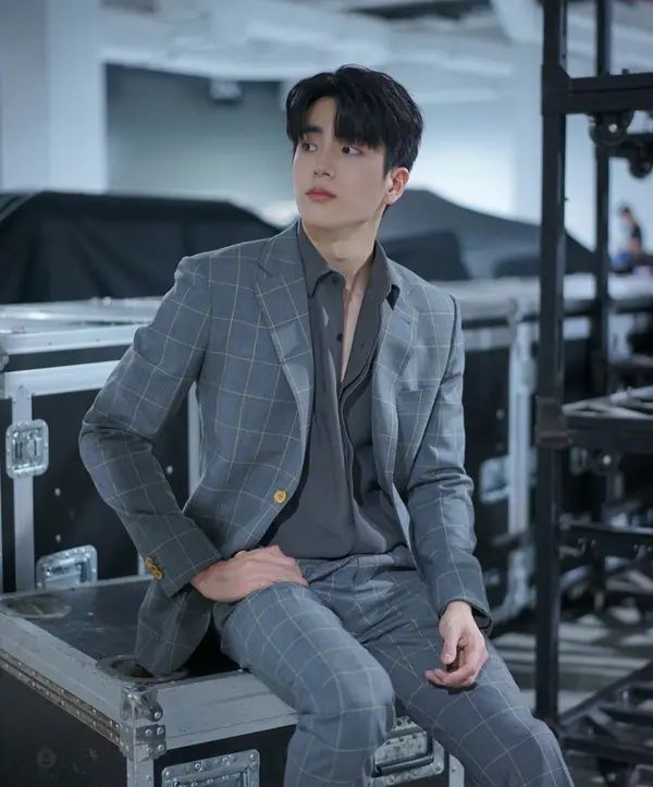 goodnovel comment avatar