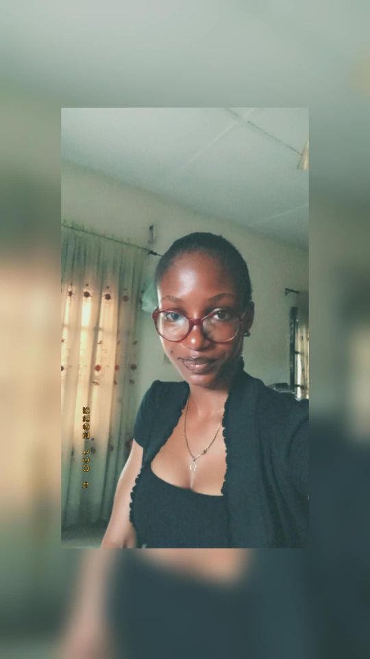 goodnovel comment avatar