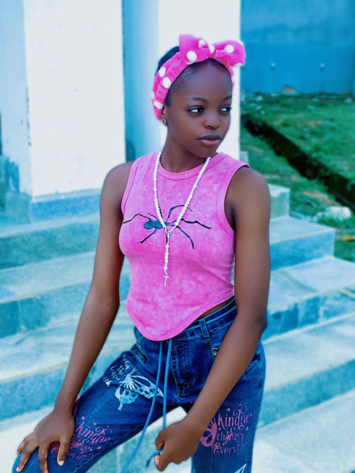 goodnovel comment avatar