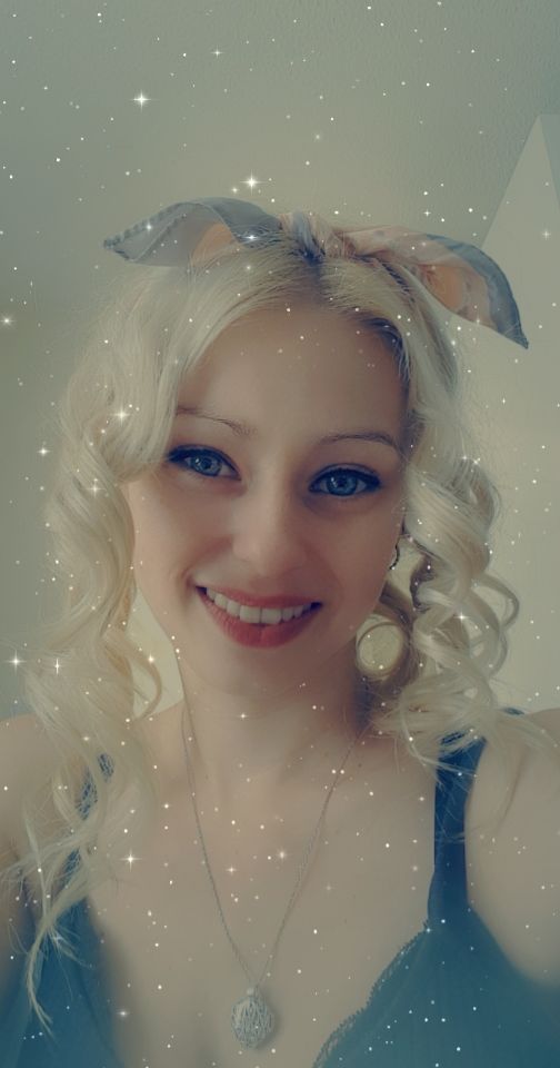 goodnovel comment avatar