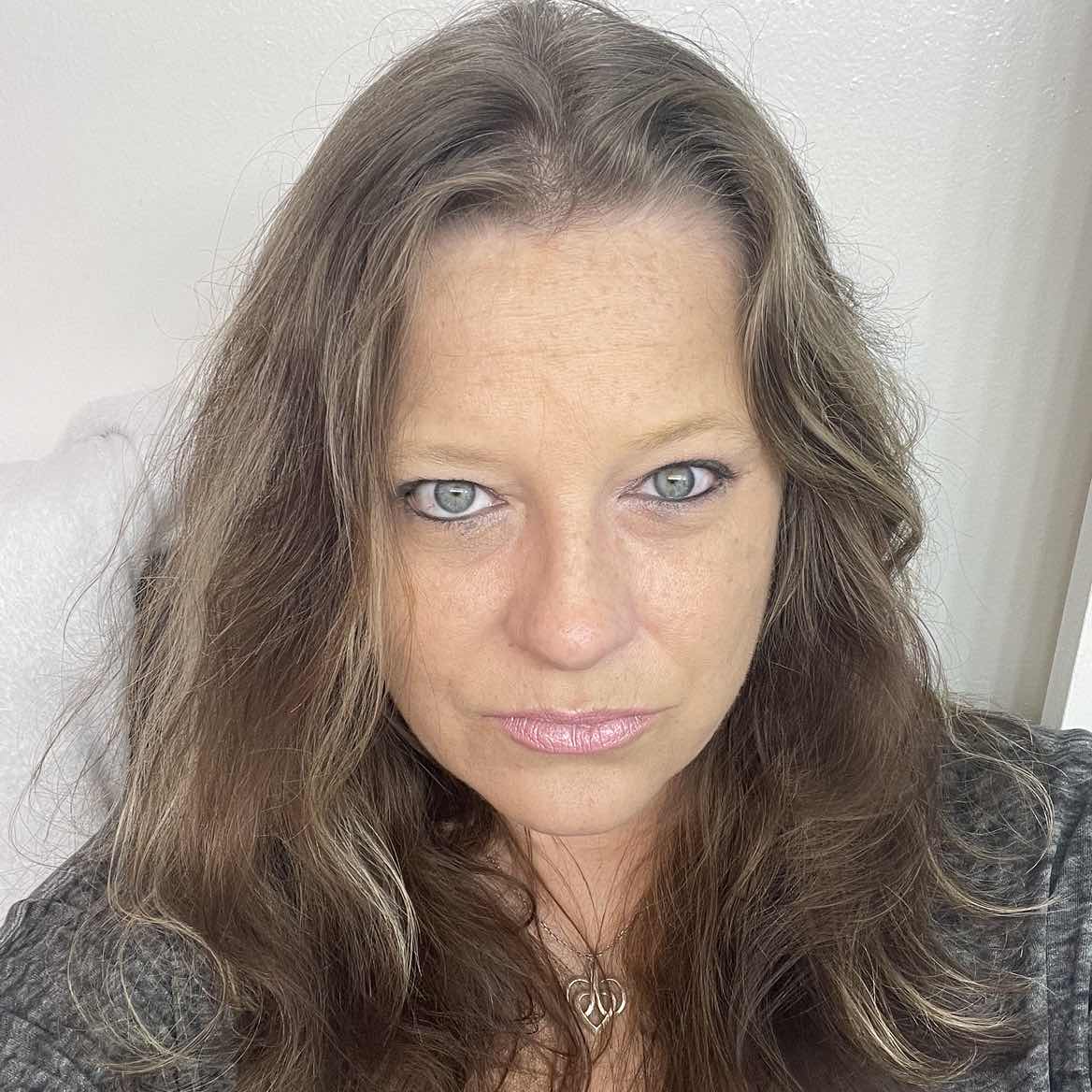 goodnovel comment avatar