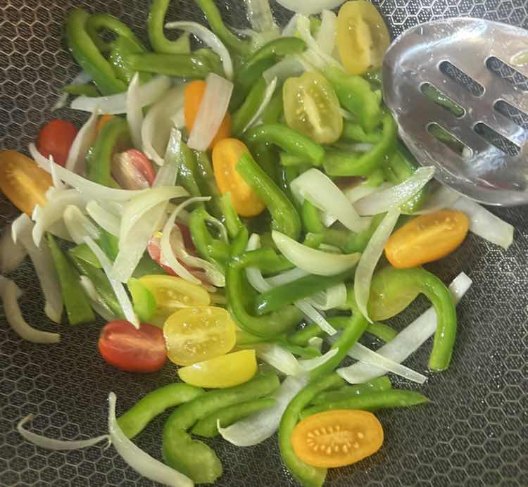 goodnovel comment avatar