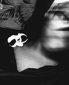 goodnovel comment avatar