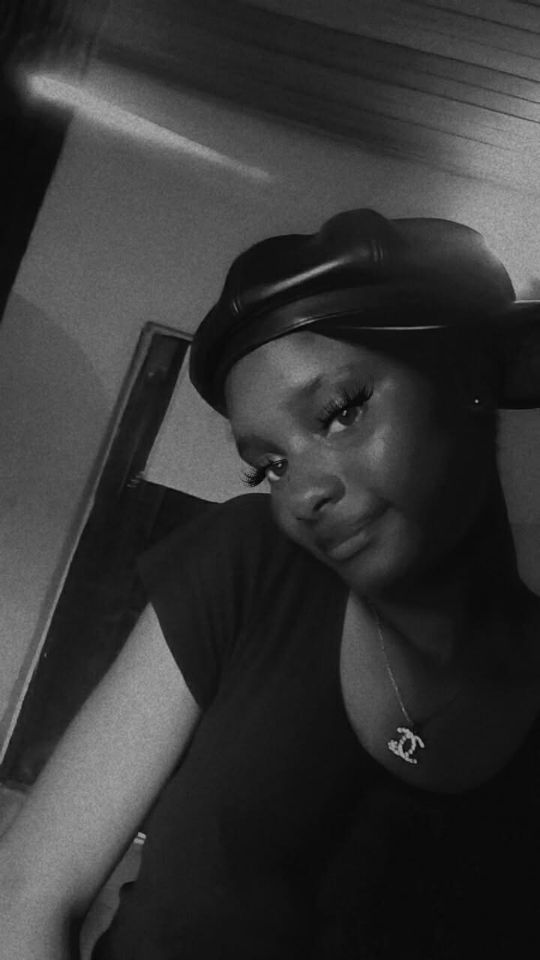 goodnovel comment avatar