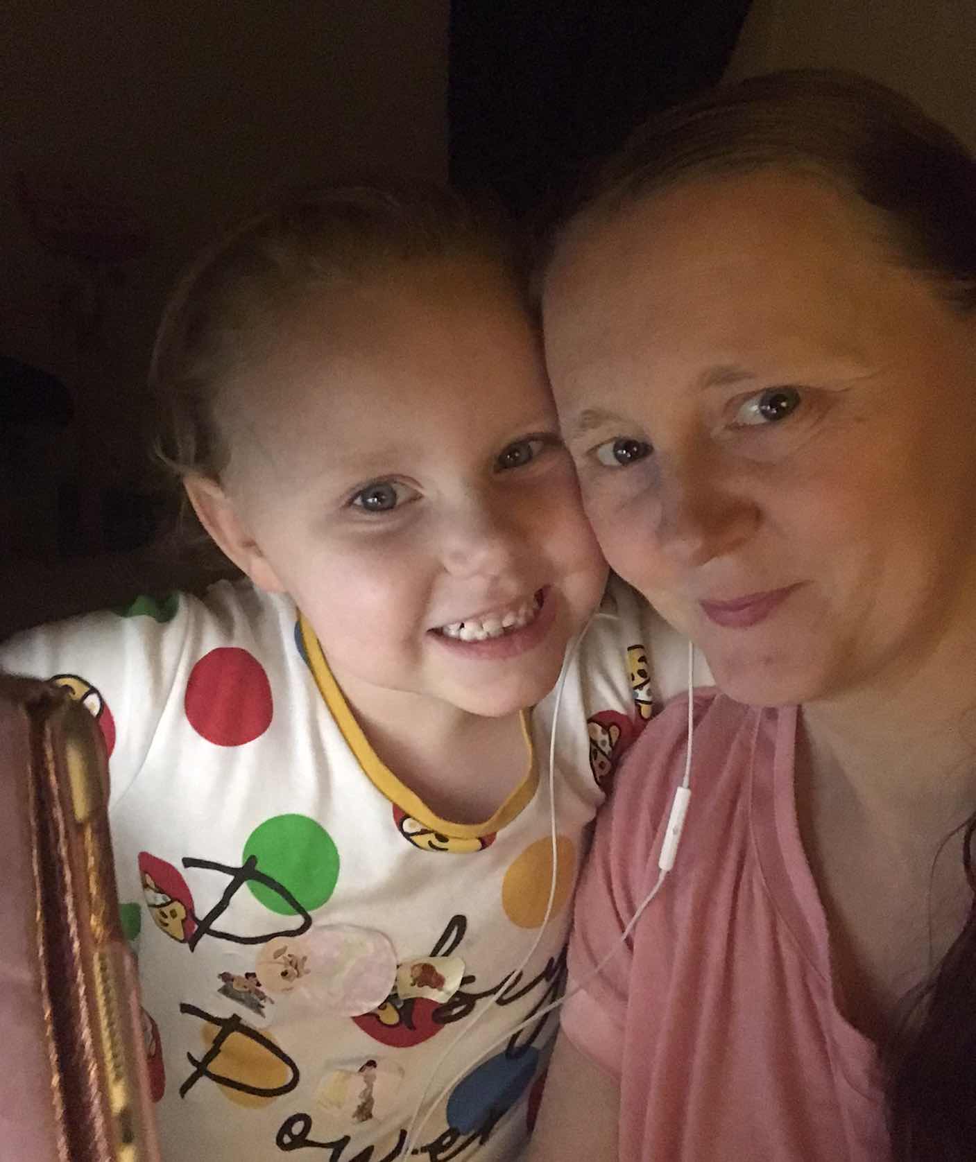 goodnovel comment avatar