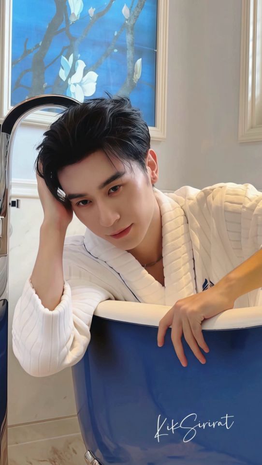 goodnovel comment avatar