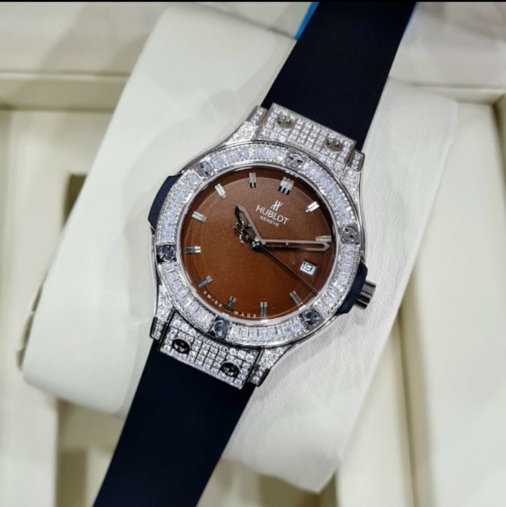 goodnovel comment avatar