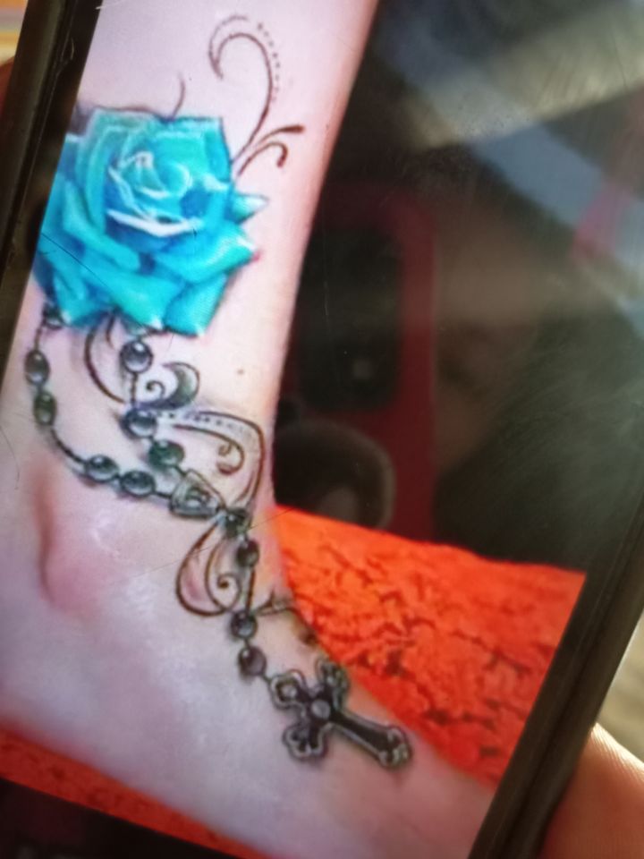 goodnovel comment avatar