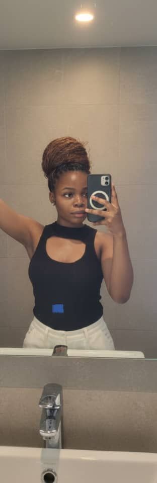 goodnovel comment avatar