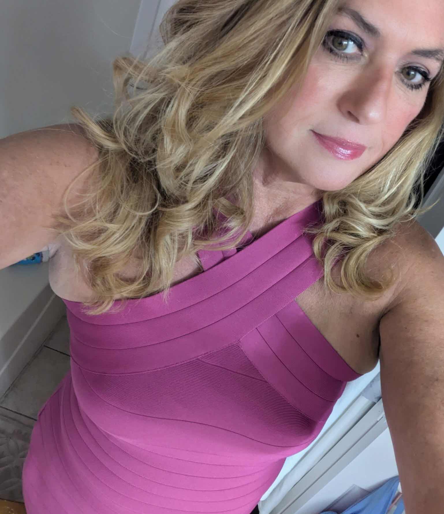 goodnovel comment avatar