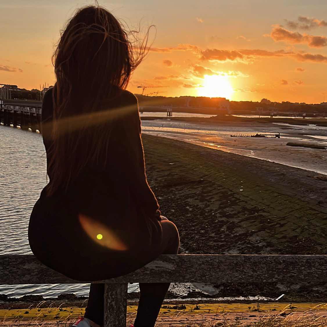 goodnovel comment avatar