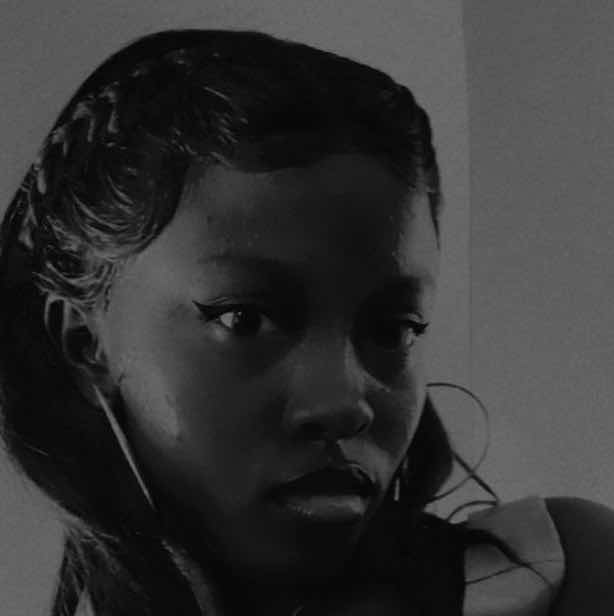 goodnovel comment avatar