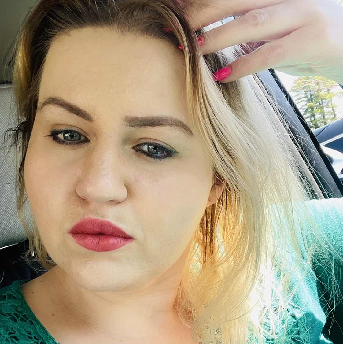 goodnovel comment avatar