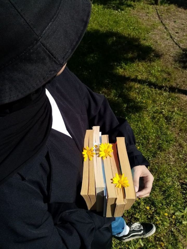 goodnovel comment avatar