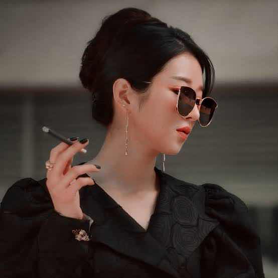 goodnovel comment avatar